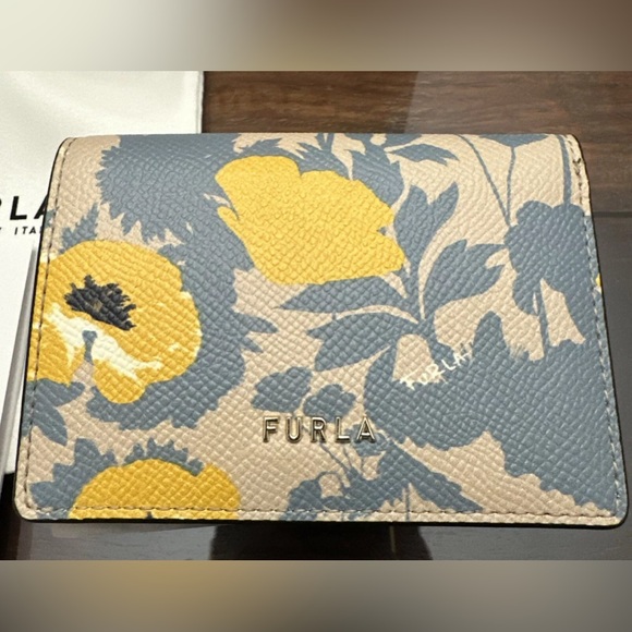 FURLA  Leather TriFold Wallet Floral Pattern New In Box($148 RetailON SALE) - Picture 2 of 7